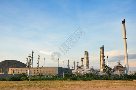 石油化工厂图片