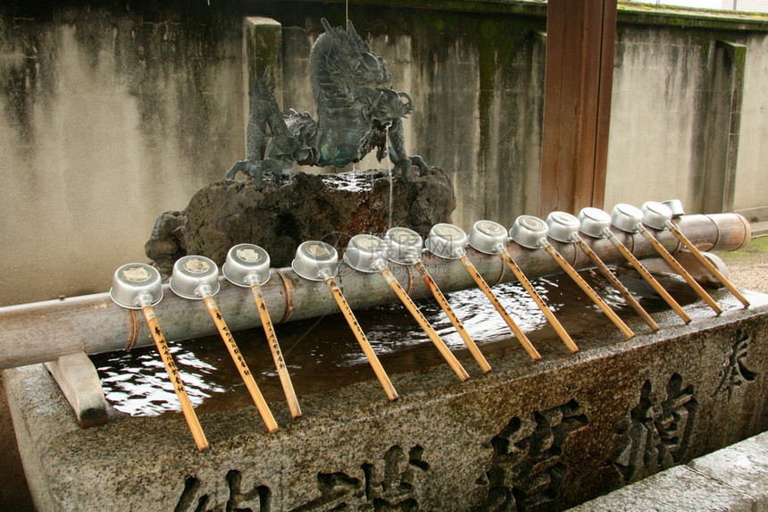 日本大阪Tsukubai塔伊沙神图片