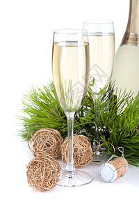 香槟杯和圣诞节装饰品图片