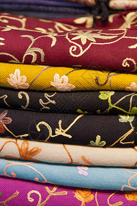 土耳其色彩缤纷的丝绸和棉花面料图片