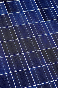 现代太阳能光伏电池板在透视图中关闭了巨大的蓝色电池细节非常适合能图片