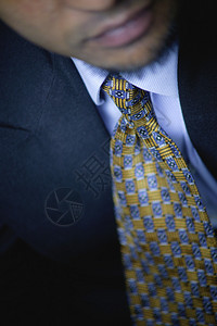 穿西装打领带的男人图片
