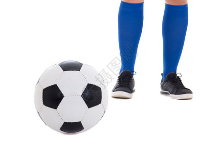蓝膝盖的足球运动员腿部球在白色图片