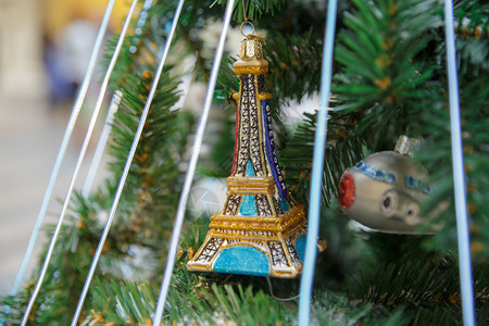 法国风格的克里斯塔马斯树装饰图片