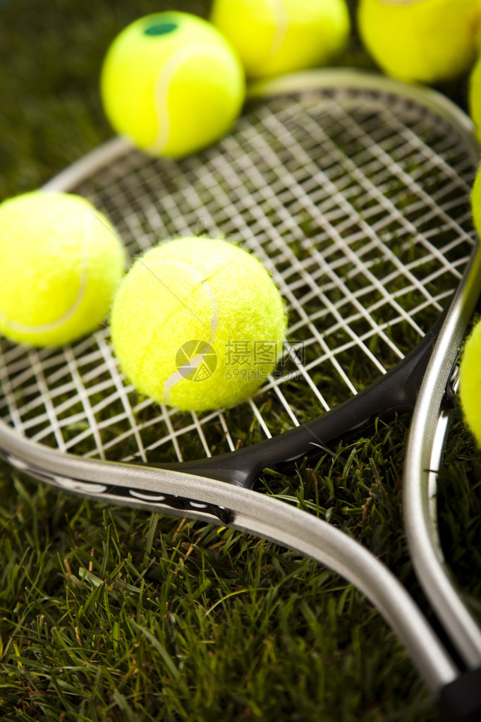 运动网球和躺图片