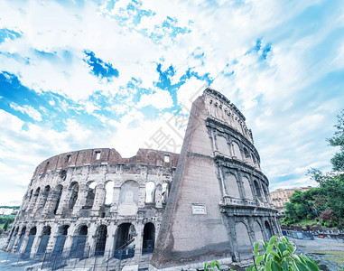 罗马的巨人剧场图片