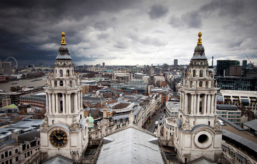 从圣保罗大教堂看伦敦图片