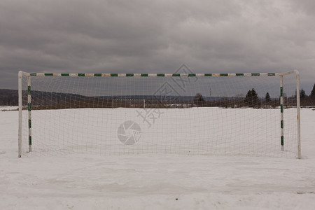 西伯利亚州冬季足球图片