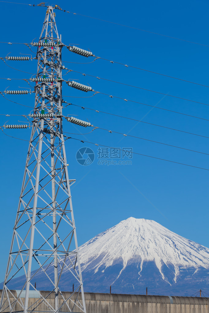 静冈工业区的高压电杆富士山图片