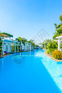 酒店泳池度假胜地的美丽豪华户外游泳池图片