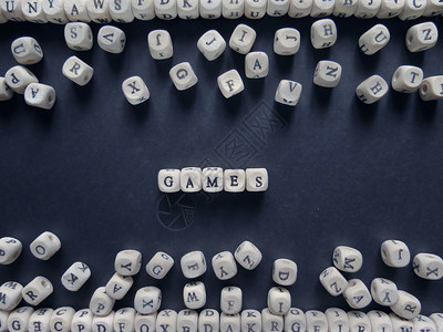 小白立方体的单词游戏图片