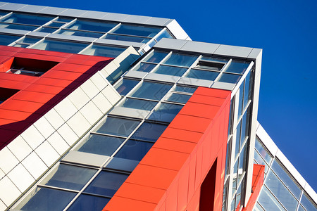 红蓝色现代建筑立面图片