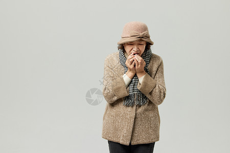 老人围巾冬日老奶奶感觉寒冷背景
