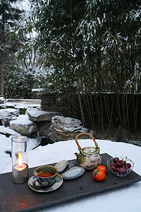 雪压竹子茶具背景