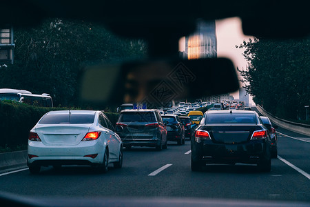 成功的路汽车驾驶拥堵路段背景