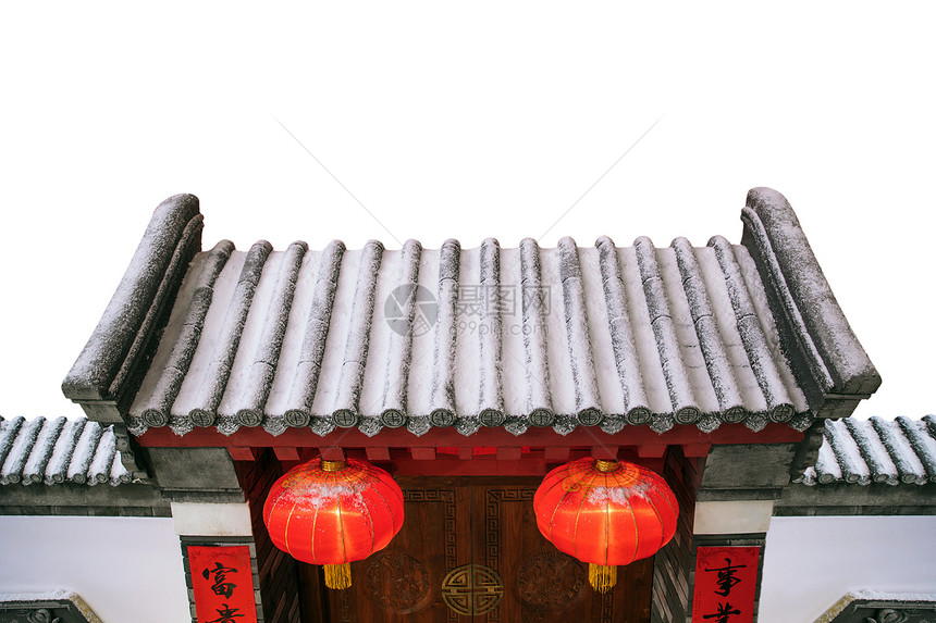 中式庭院门前挂的红灯笼图片