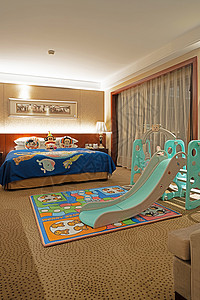 卡通滑梯酒店儿童主题套房背景