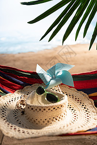 沙滩遮阳帽热带温暖气候高清图片