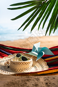 沙滩遮阳帽图片
