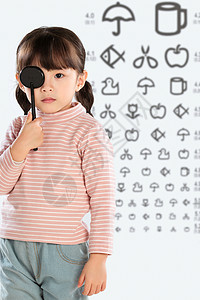 可爱的小女孩检查视力图片