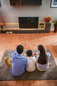 电视打游戏幸福家庭在打游戏背景