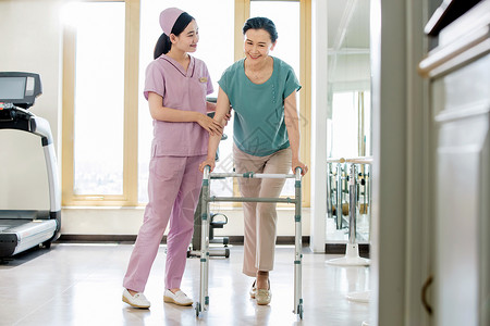 帮助中心素材护士帮助患者康复锻炼背景