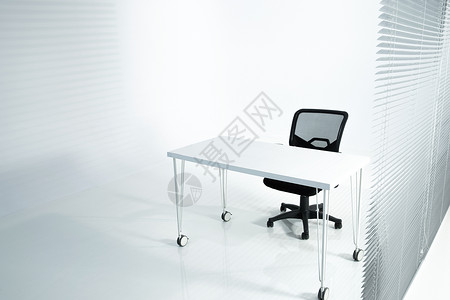 办公桌和椅子图片
