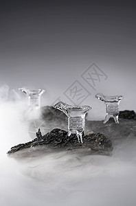 冰块排列元素古代传统酒杯背景