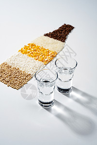 小麦png白色背景的酒杯和粮食背景