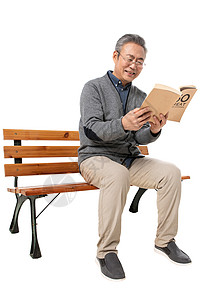白色上的男人坐在长椅上的老人看书背景