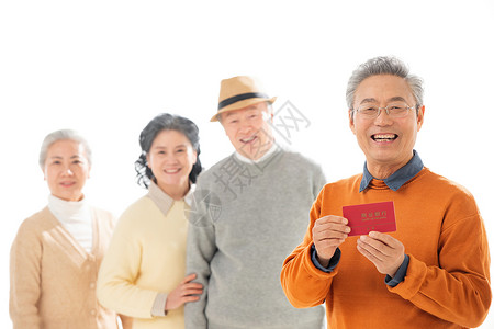 幸福的老年人拿着存折图片