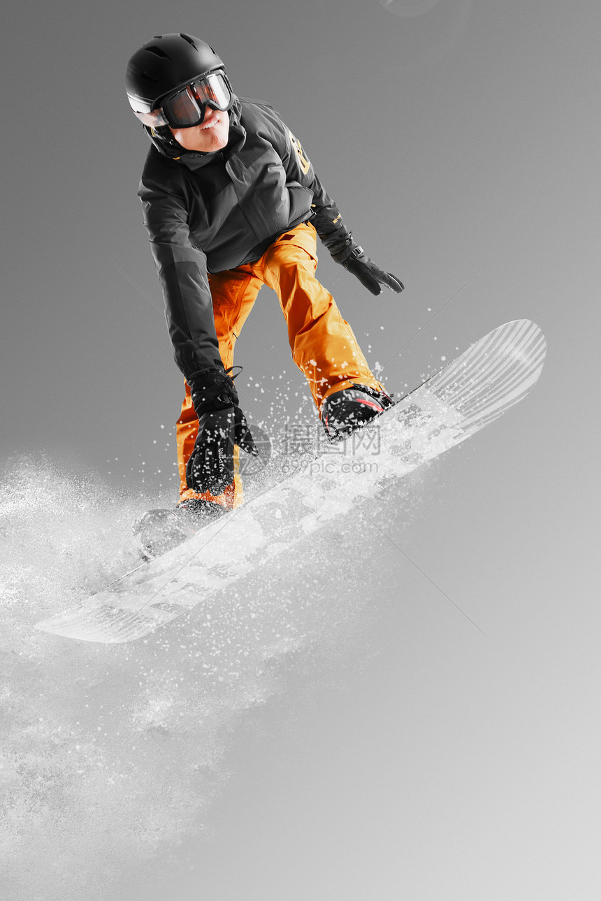滑雪的青年男人图片