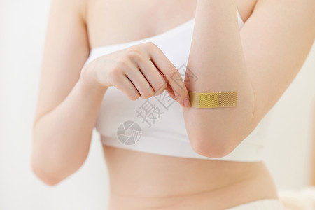 石膏线条素材女性手臂受伤贴创可贴背景