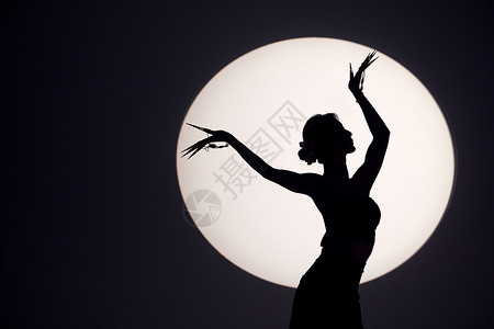 玫瑰月光舞蹈少数民族傣族舞蹈剪影背景