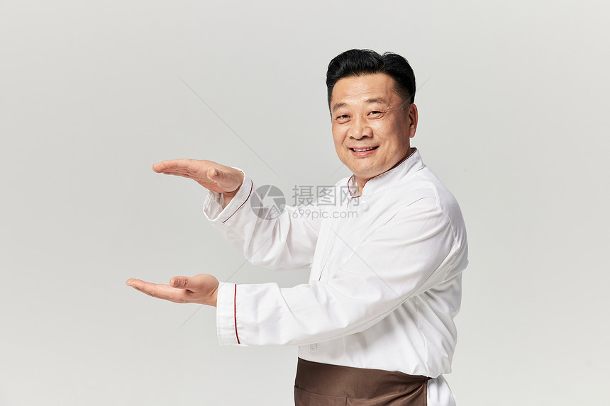 中年男性厨师形象图片