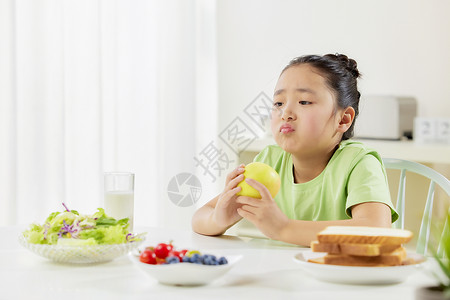 饮食教育小女孩挑食背景