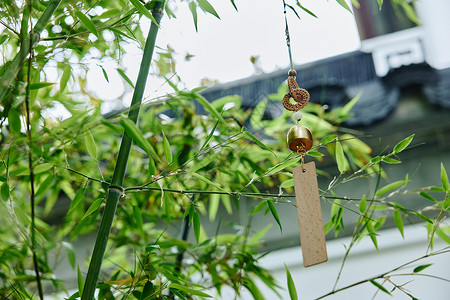 挂饰标签竹子上挂着的风铃背景