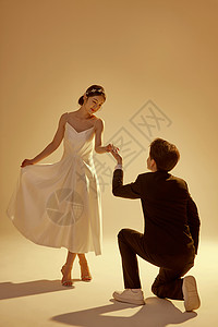 浪漫氛围婚礼双人舞高清图片