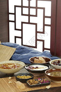 中式背景各种碗装清凉小吃图片