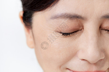 面部细纹中年女性的眼角细纹背景