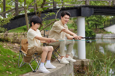 一起度假吧爸爸和儿子一起钓鱼背景