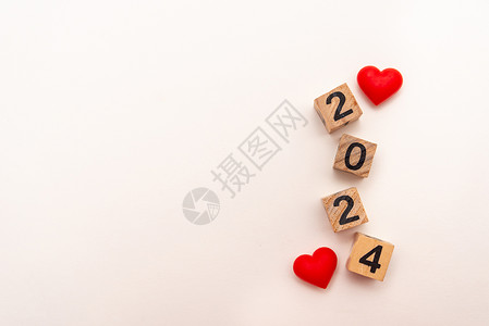 新年快乐龙年红色展板红色爱心与2024背景