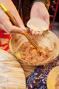 过年包饺子背景图片