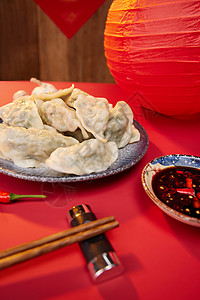 满满的一盘新年水饺背景图片