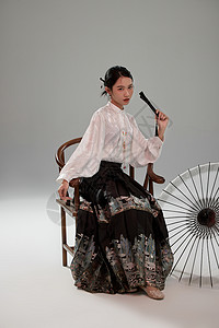 新中式马面裙古典美女背景图片