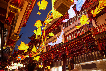 龙年年味年夜饭龙年豫园花灯背景