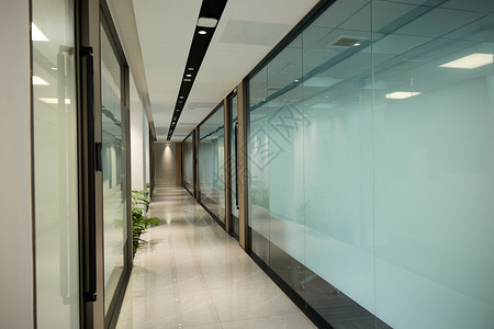 办公大楼的走廊高清图片