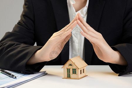 个人资产房屋财产保险保障背景