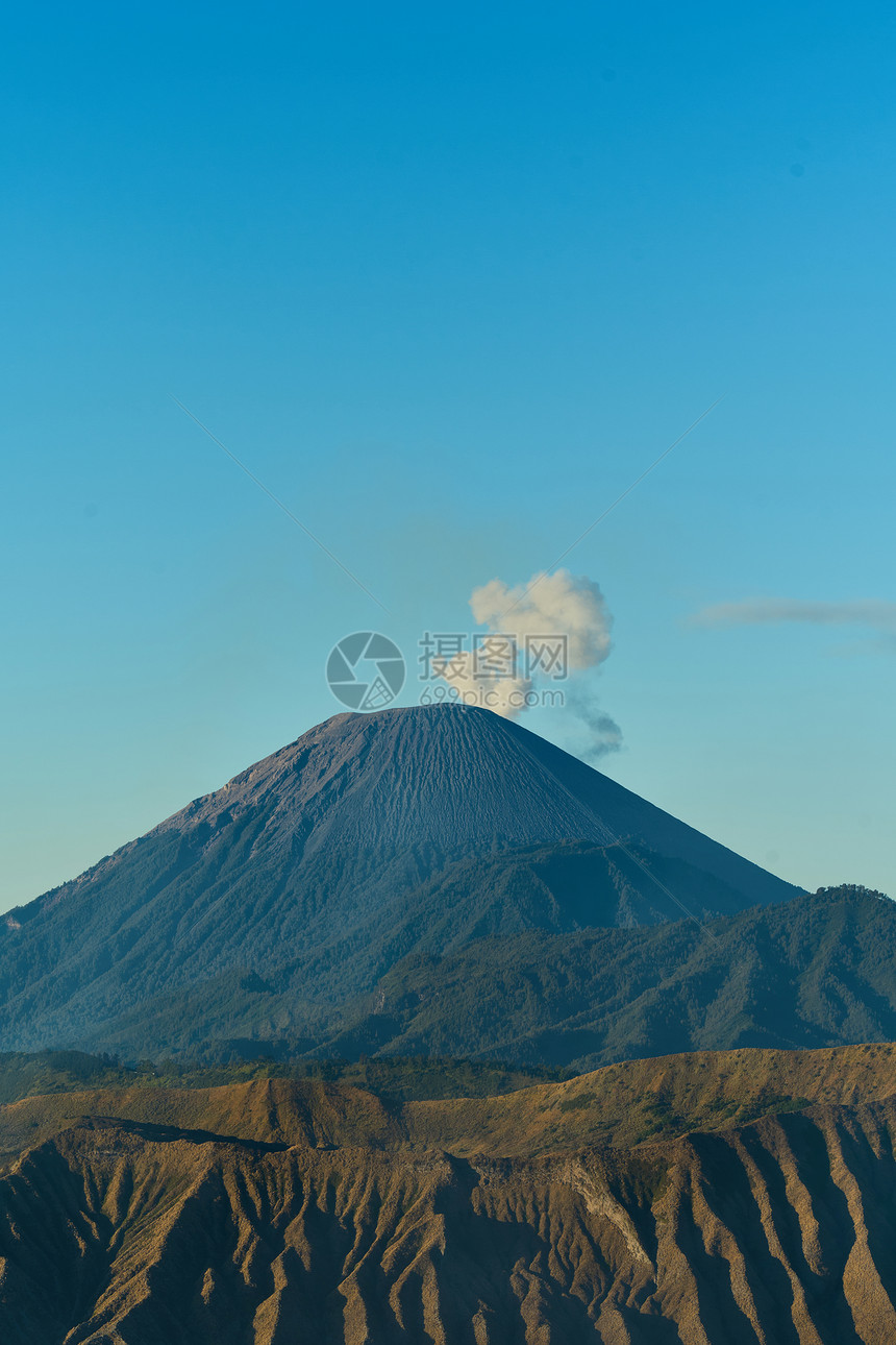 印尼布罗莫火山图片