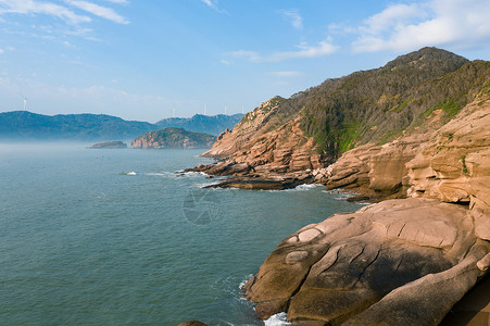 斗轮机航拍福建霞浦县下尾岛晨雾云海背景